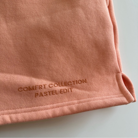 NWOT Comfrt Collection Pastel Edit Heavyweight Sweat Shorts - Coral - Picture 3 of 8